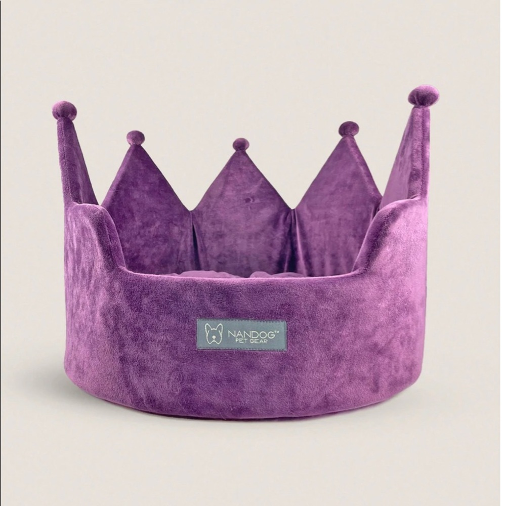 CLOUD CROWN BED